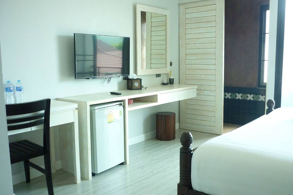 Coco Retreat Phuket Resort & Spa