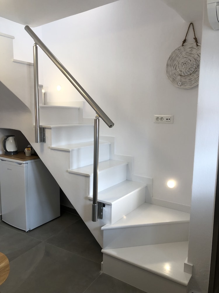 Galatia Villas Hotel