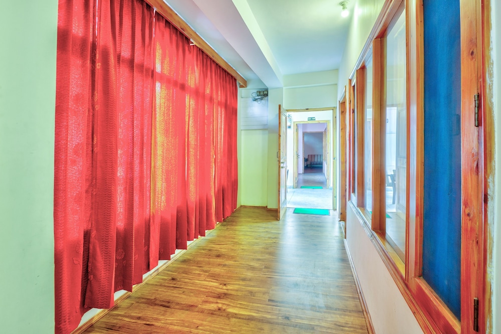 Hotel Monarch Residency