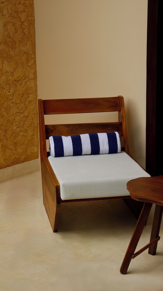 Spicepeek Boutique Hotel CMB Airport
