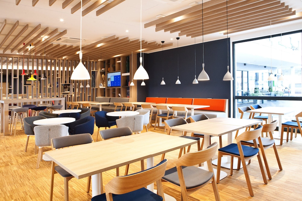 Holiday Inn Express Munich Olching By IHG