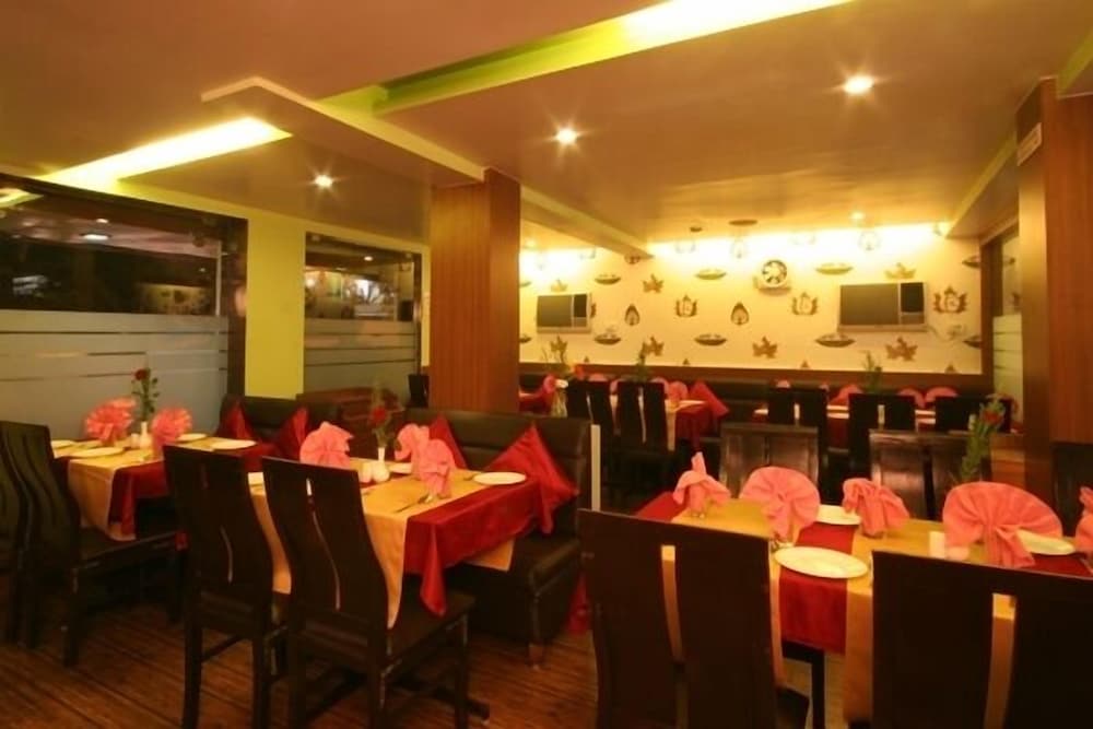 Hotel Ratna Palace Residency