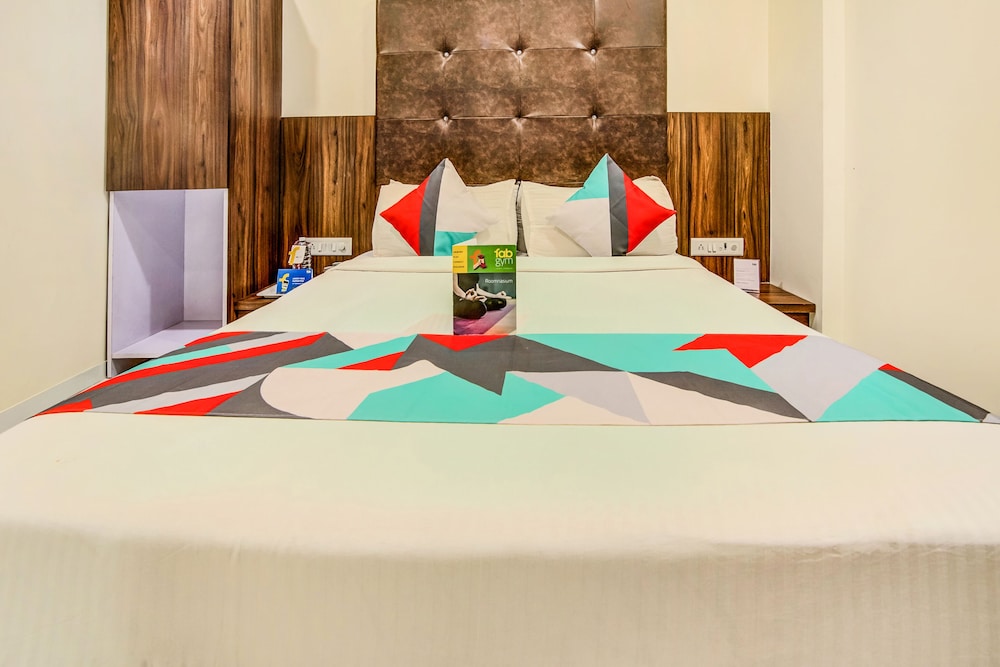 FabHotel Garden Park Kurla