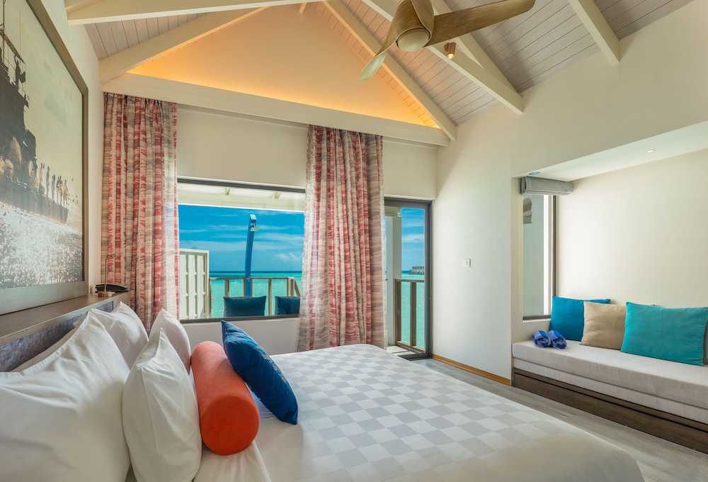 OBLU XPERIENCE Ailafushi - All Inclusive with Free Transfers