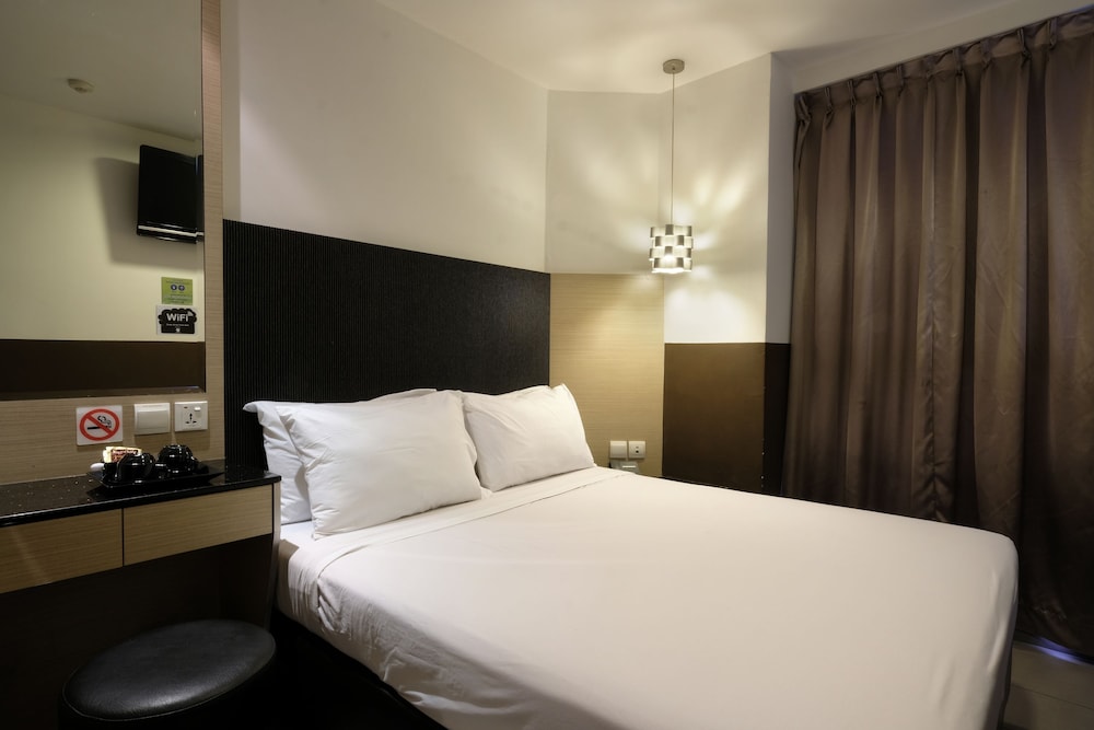 Lion Peak Hotel Bugis