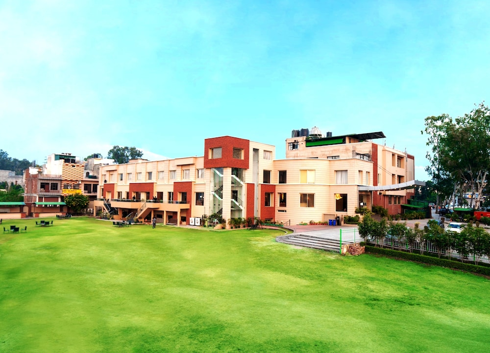 Hotel Classic Residency