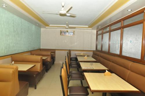 Hotel Gangothri