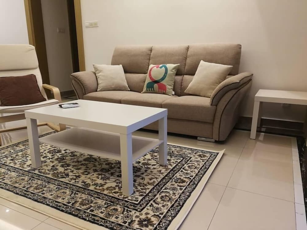 JB City CIQ-R&F Shopping Mall Apartment