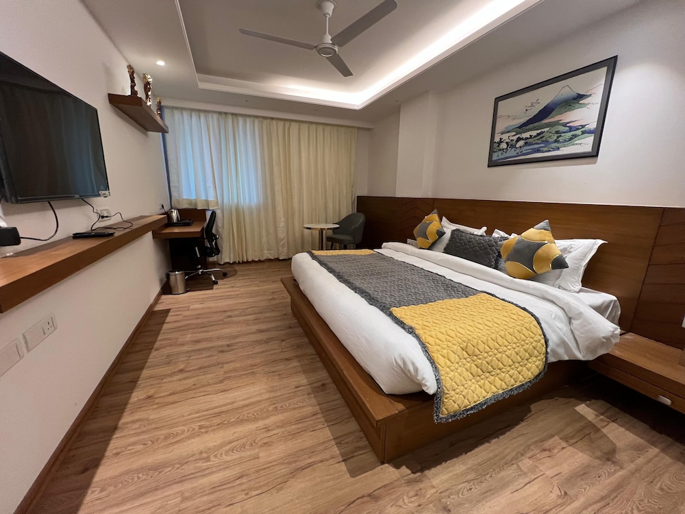 Nikko Premier -Near Medanta Hospital