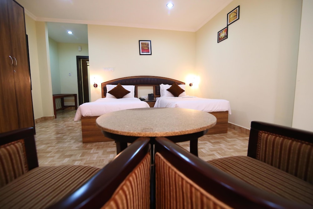 Hotel Southern Residency - Near to SIPCOT