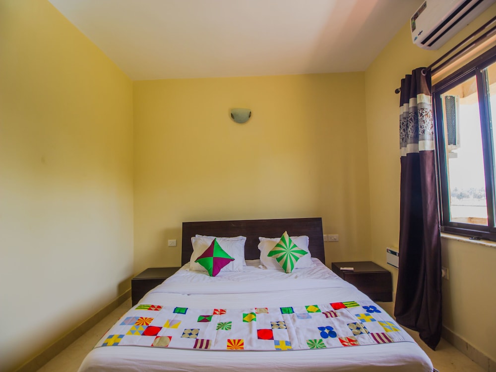 OYO 13177 Home 2BHK Fatrade Beach