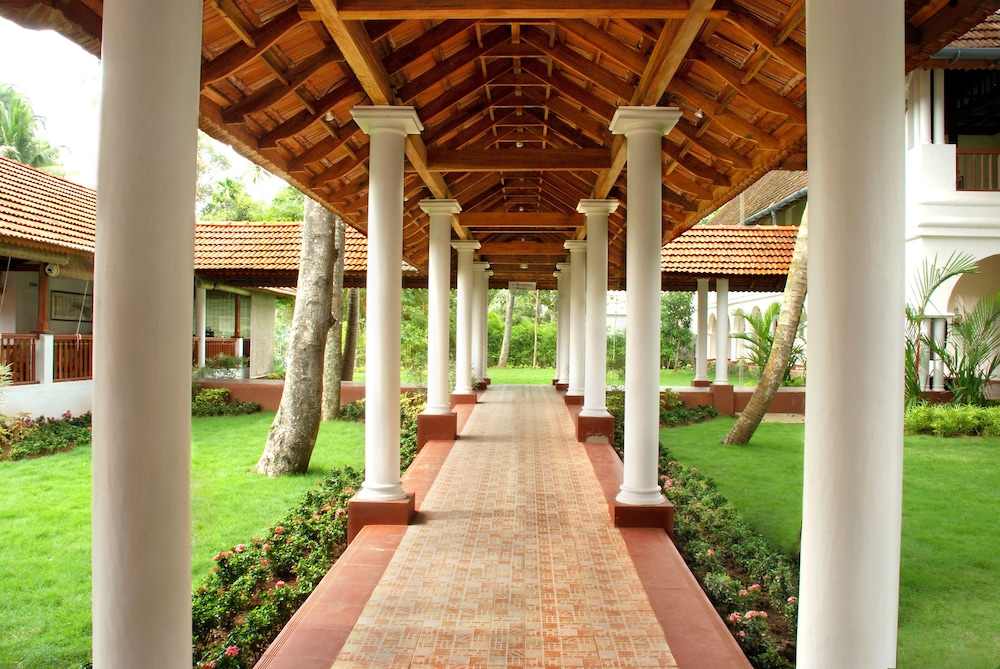 Lemon Tree Vembanad Lake Resort , Alleppey
