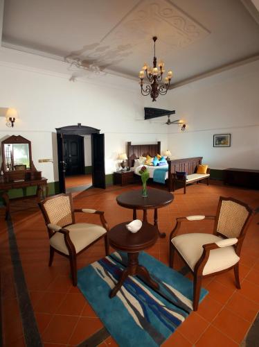 Parisons Plantation Experiences by Abad