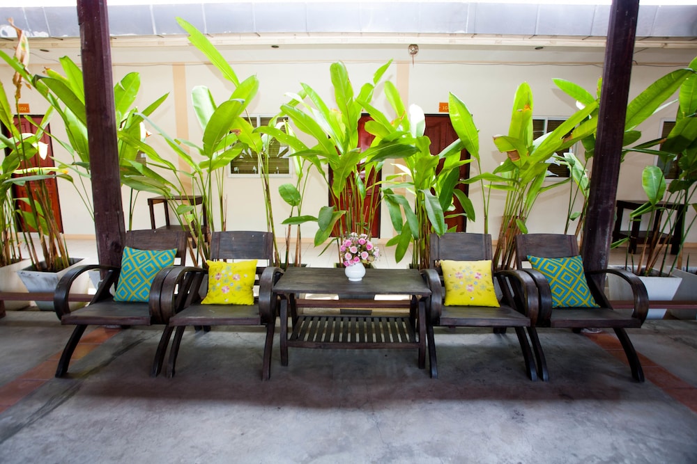 Lotusland Resort