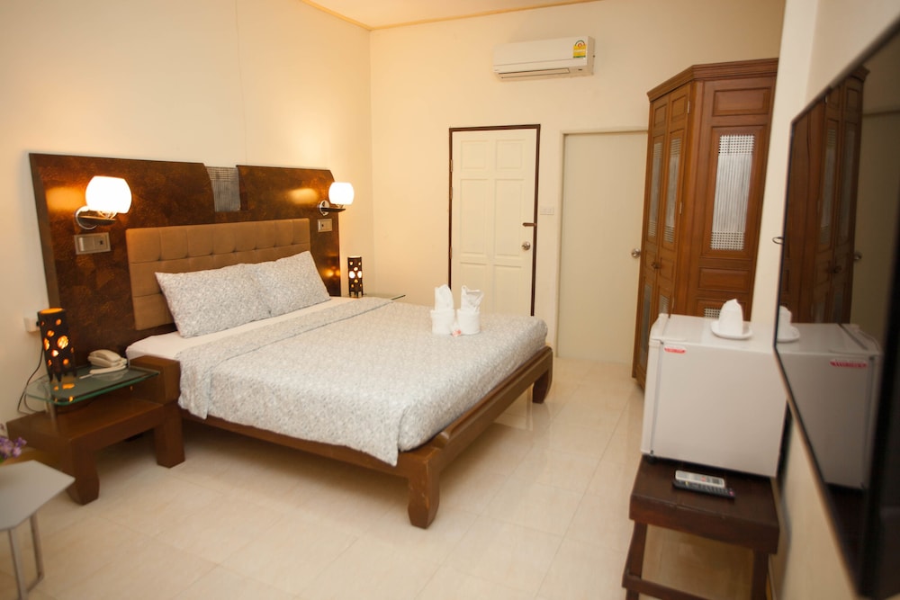 Lotusland Resort