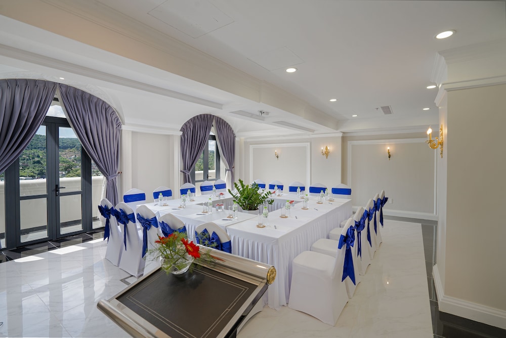 AVS Hotel Phu Quoc
