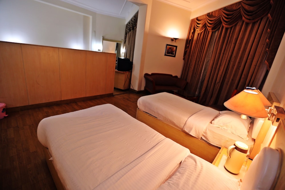  Hotel Devi Grand - Katra