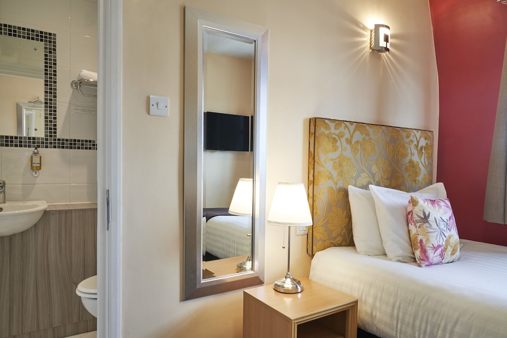 Antoinette Hotel Wimbledon