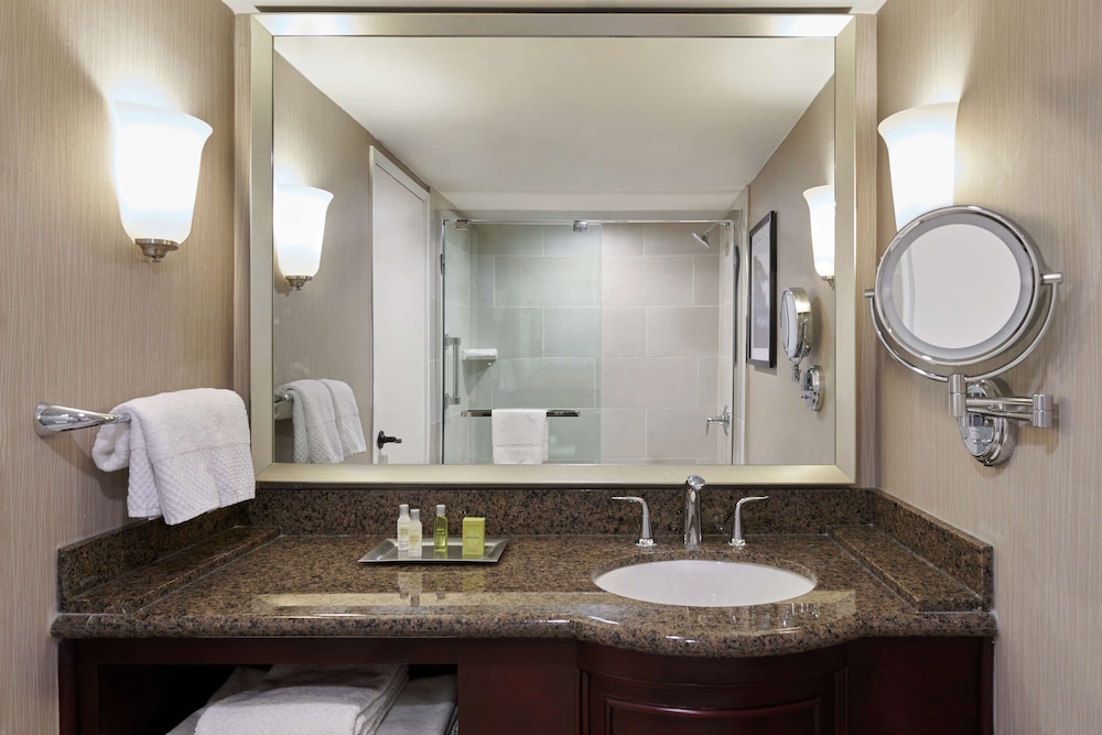 DoubleTree by Hilton Hotel Salt Lake City Airport