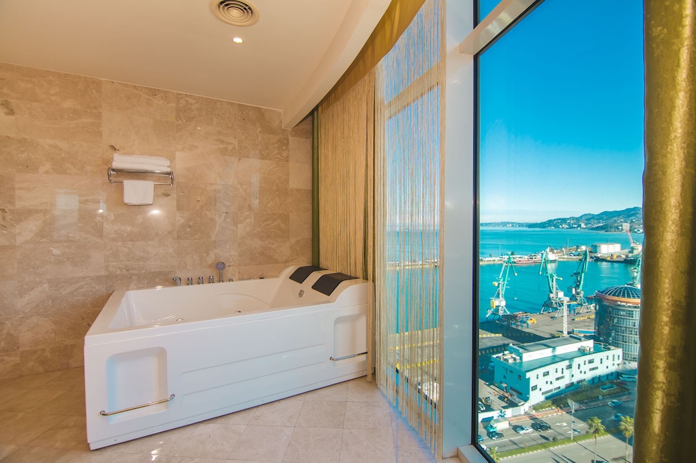 JRW Welmond Hotel & Casino Batumi