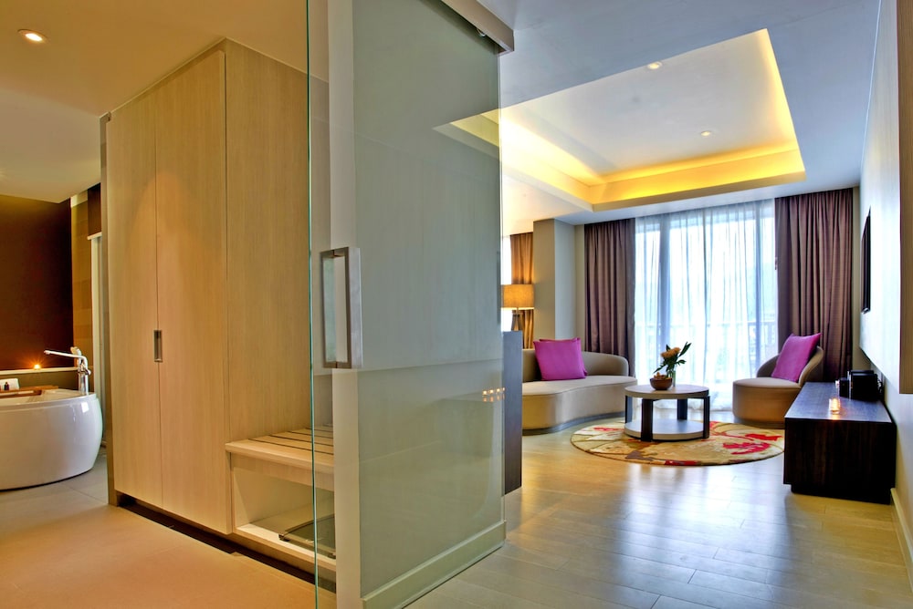 Grand Mercure Phuket Patong