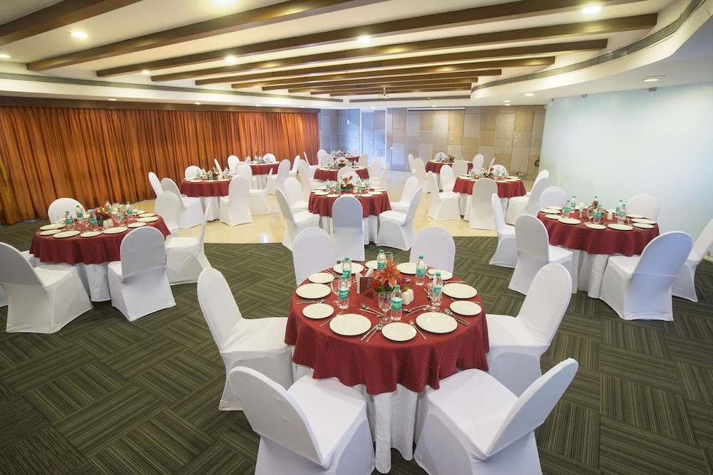 Clarks Exotica Convention Resort & Spa