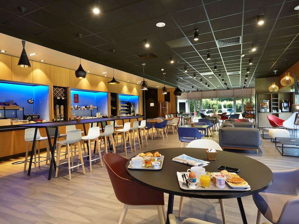 ibis Archamps Porte de Geneve