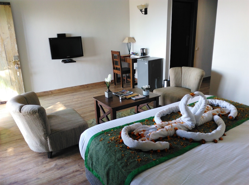 Woodsmoke Resort and Spa