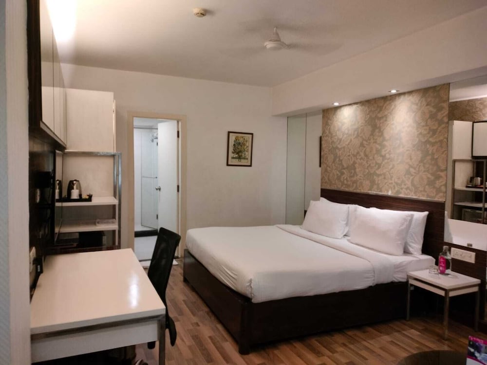 Regenta Place Bangalore, Cunningham Road
