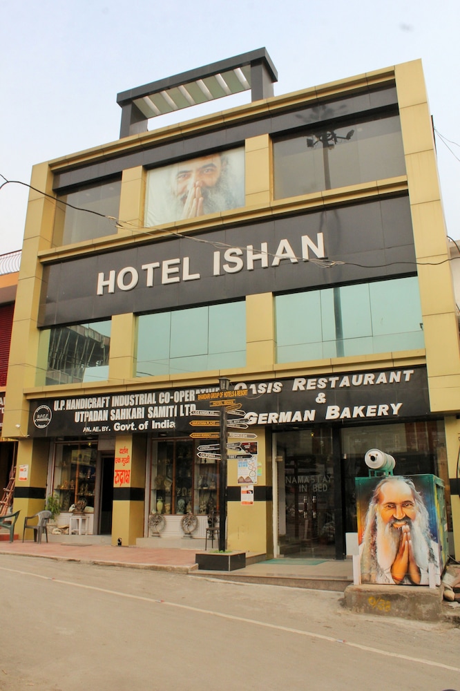 Hotel Ishan - A Riverside Retreat by Salvus