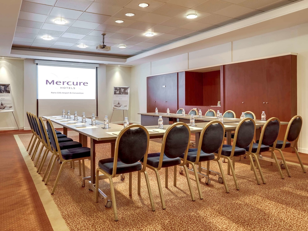 Mercure Paris CDG Airport & Convention Hotel