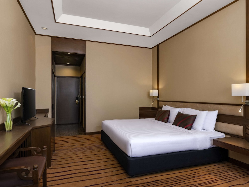 Grand Mercure Bangkok Atrium