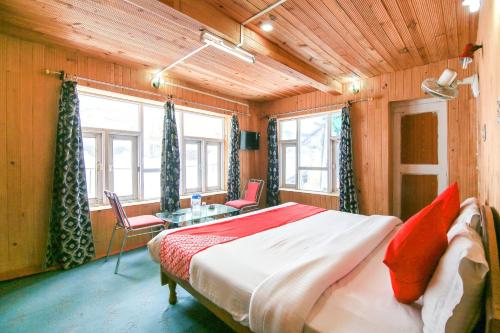 Pine View Resort
