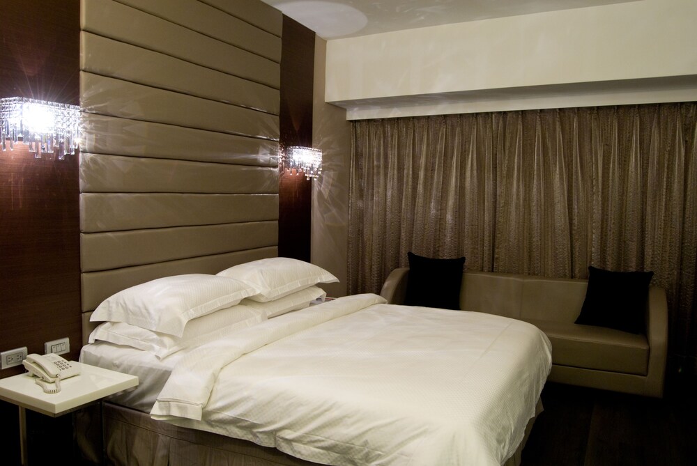 The Riverside Hotel Esthetics