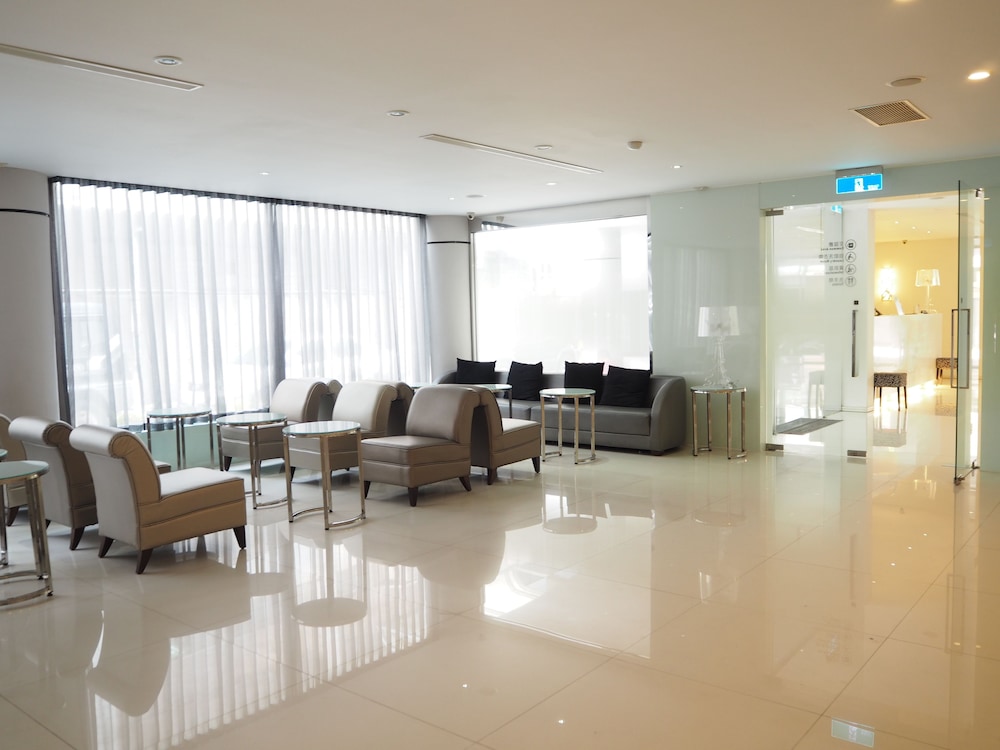 The Riverside Hotel Esthetics