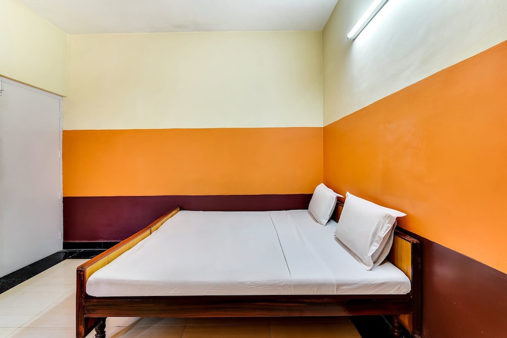SPOT ON 36583 Hotel Srinivasa Residency