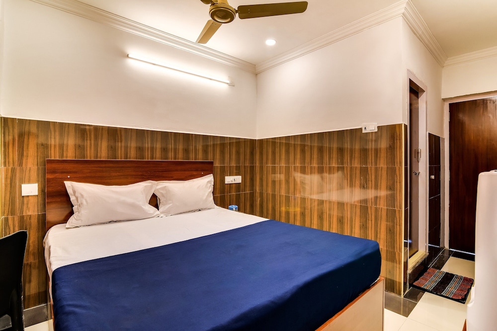 SPOT ON 36583 Hotel Srinivasa Residency
