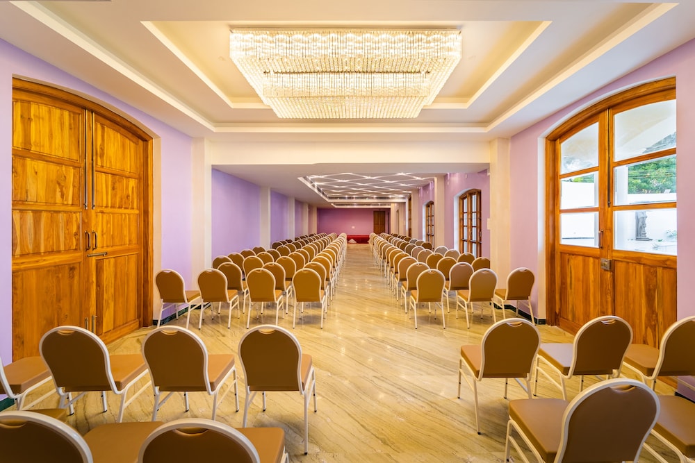 AR PALAZZO RESORT AND BANQUETS