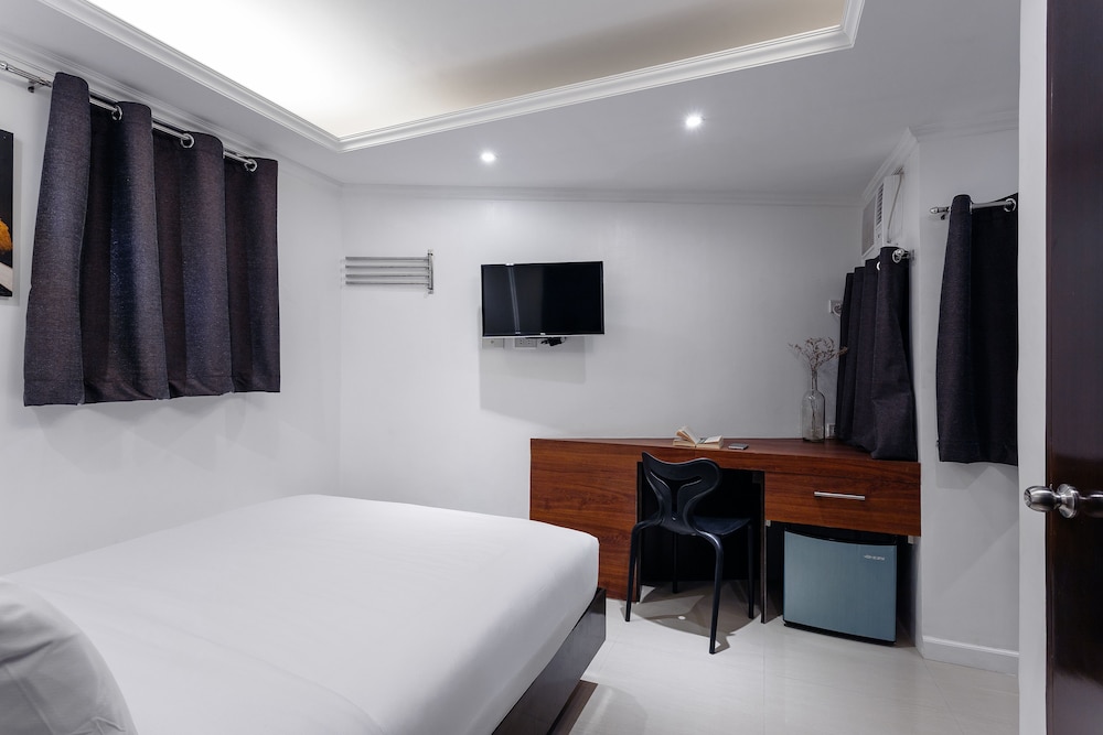 Nest Nano Suites Poblacion- Makati