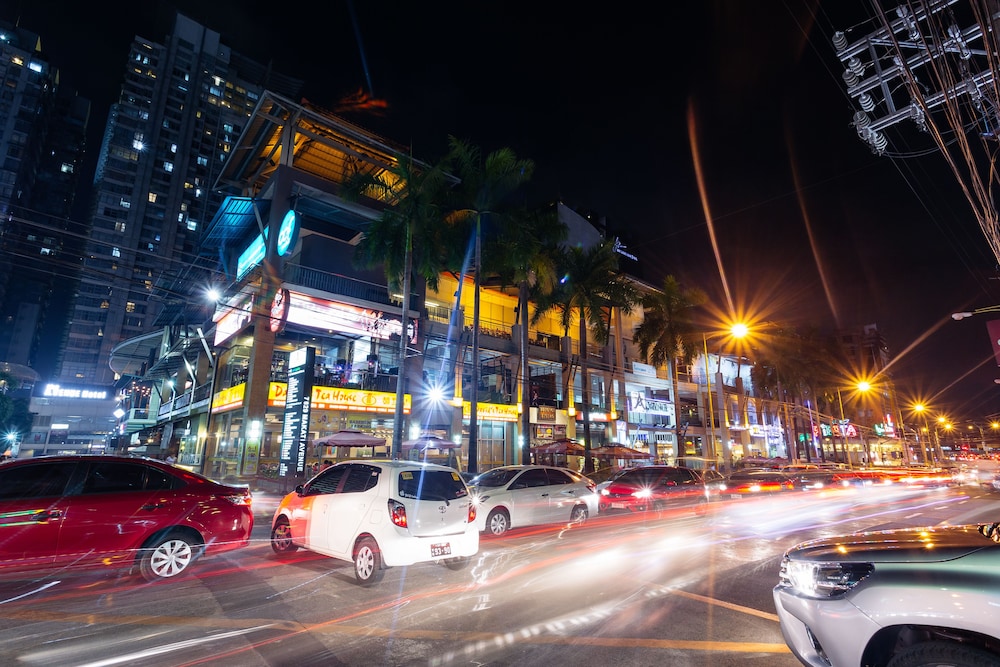 Nest Nano Suites Poblacion- Makati