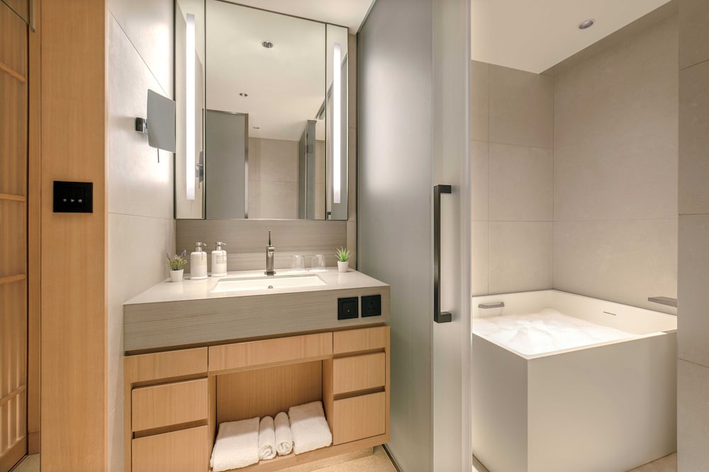 AKI Hotel Hong Kong - MGallery Collection
