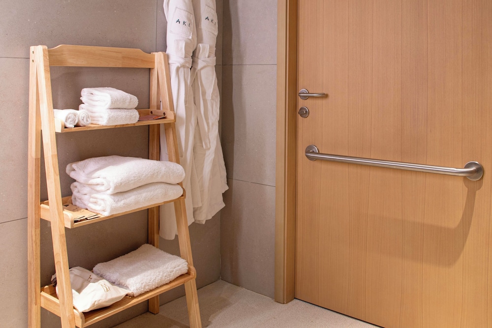 AKI Hotel Hong Kong - MGallery Collection