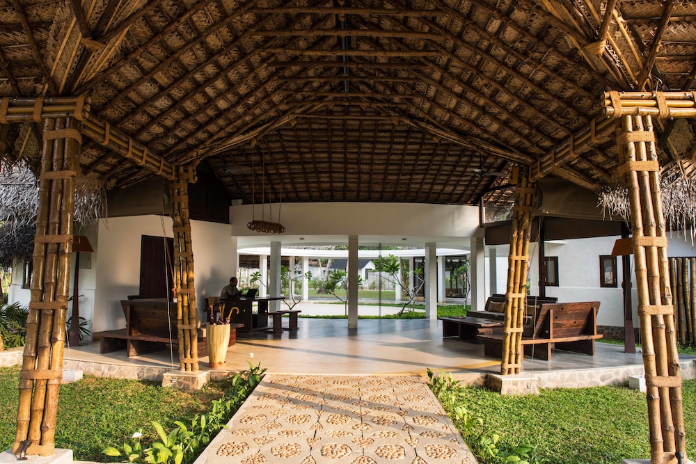 Xandari Pearl Beach Resort