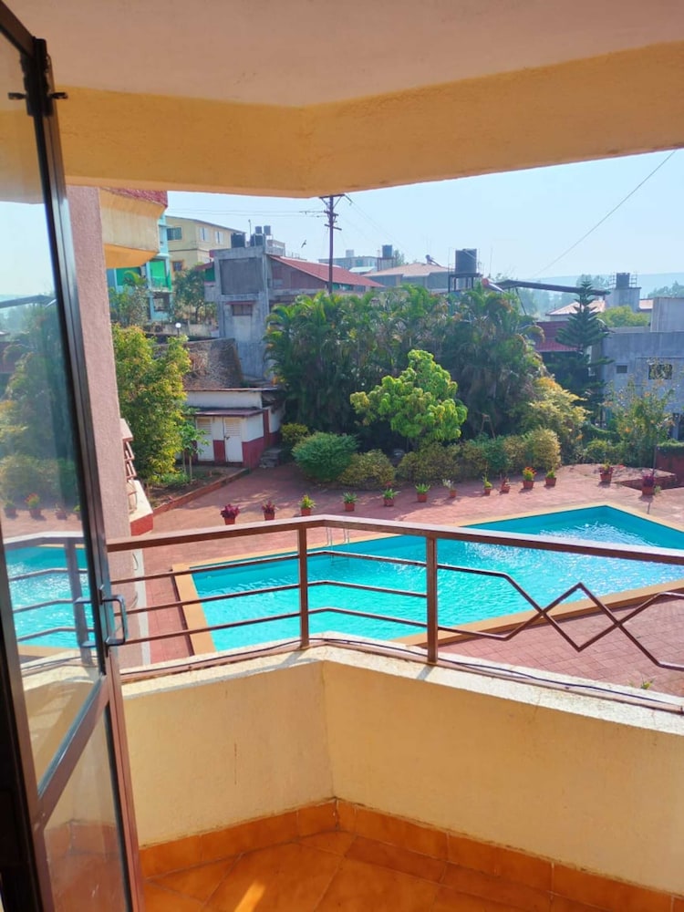 The Dhanhills - a valley view hotel in panchgani