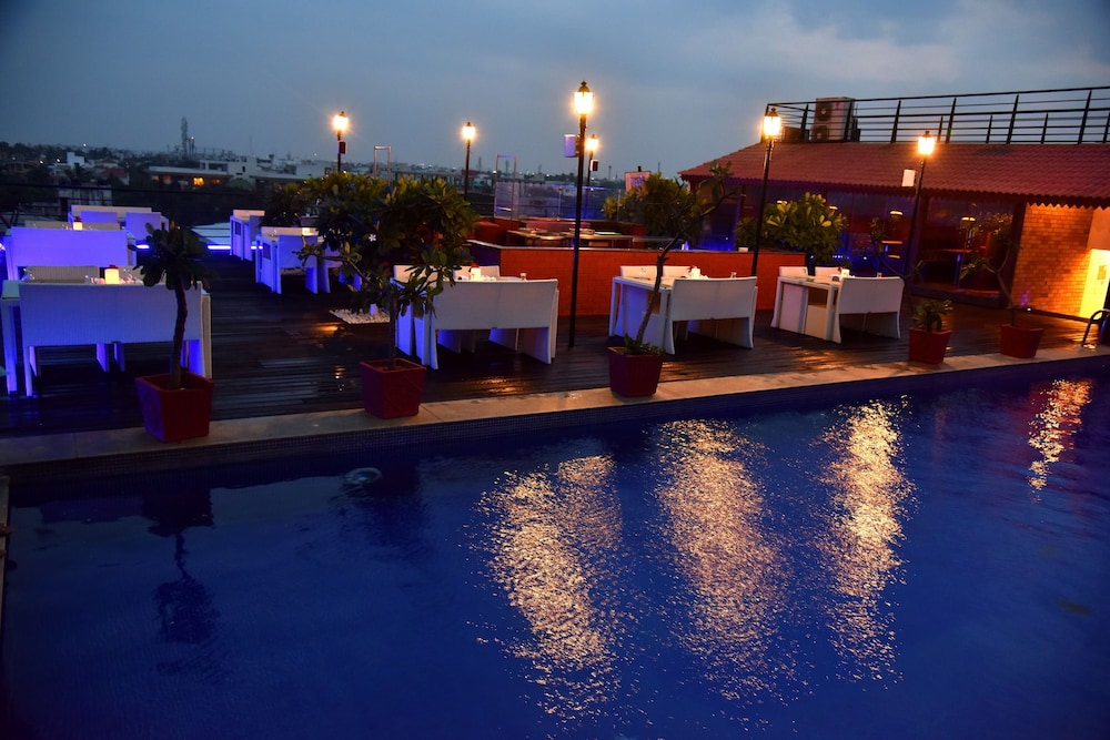 The Bentley Seaside Boutique Hotel