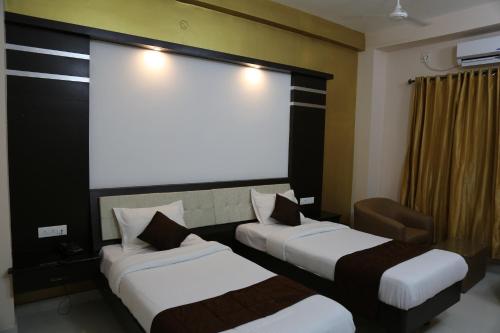 Pine Tree Lodge