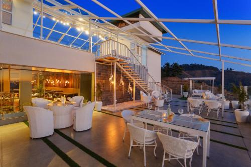 The Nilaya | Boutique Hotel, Cafe & Bar