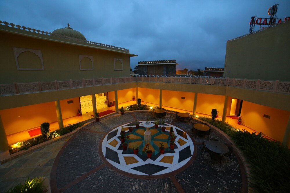 Raajsa Kumbalgarh - IHCL SeleQtions