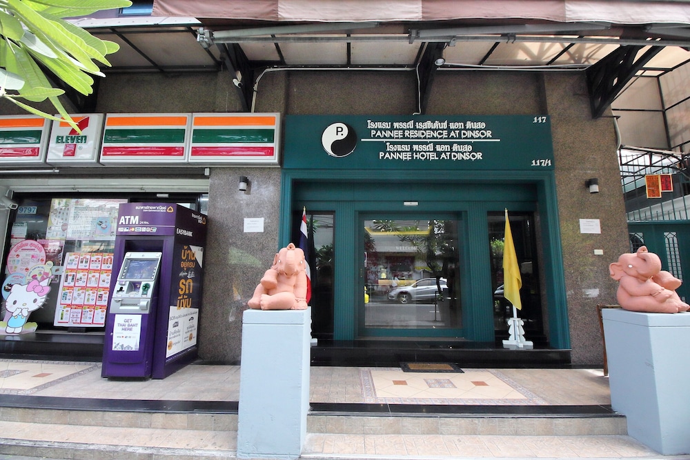 Super OYO 484 Pannee Residence Khaosan (Sha Plus)