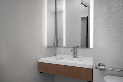 SpringHill Suites by Marriott New York Manhattan Times Square